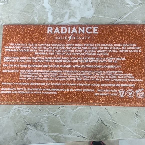 Jolie's beauty radiance eyeshadow pallet - Picture 3 of 3